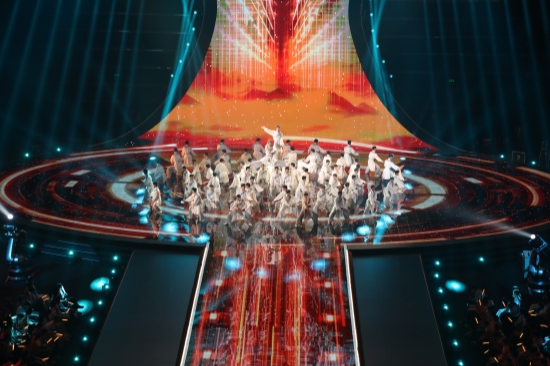 ������ȫ�����ܴ�����Ļ�ӱ�������ն��1��2��2ͭ39����ʤ��